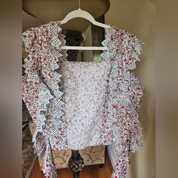 NWOT Anthropologie Blue Tassel Trina floral dark red/ mint embroidered top - Picture 7 of 14